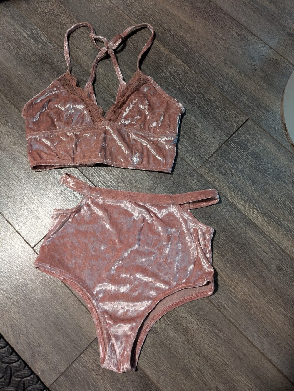 Aerie Crushed Velvet Set